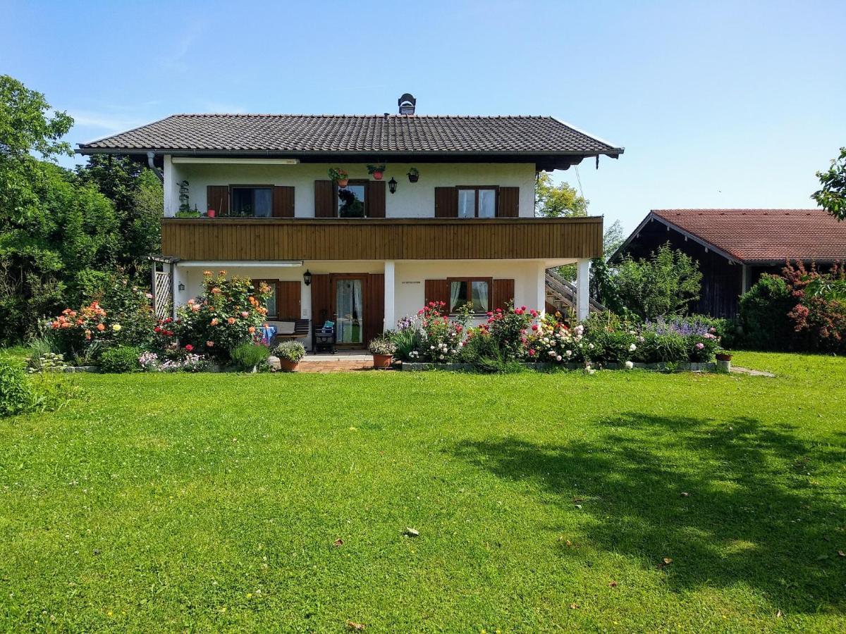 Ferienwohnungen Loisenhof Gstadt am Chiemsee Luaran gambar