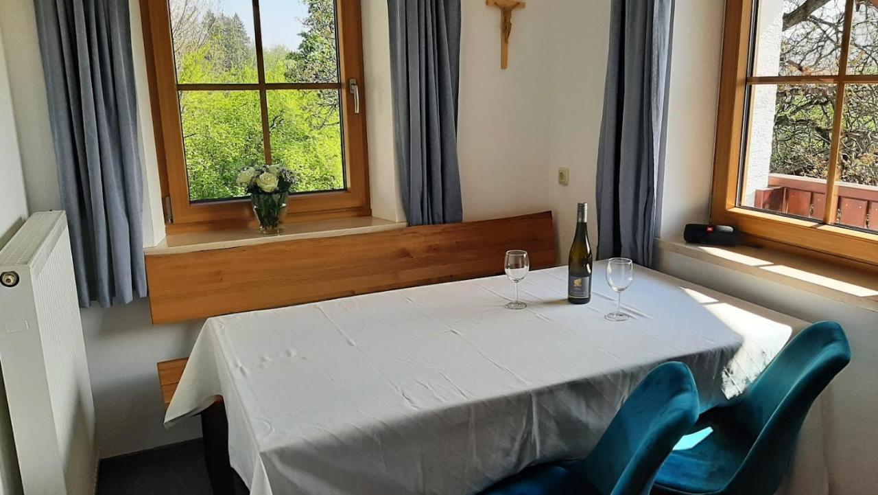 Ferienwohnungen Loisenhof Gstadt am Chiemsee Luaran gambar