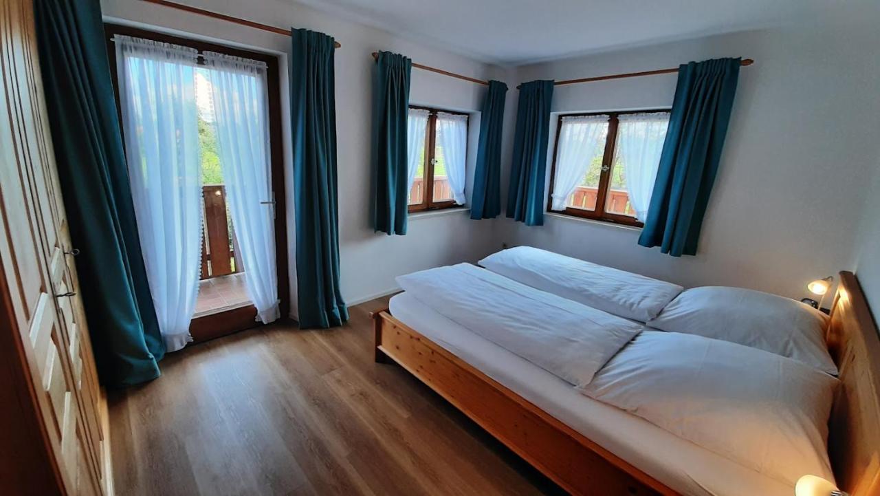 Ferienwohnungen Loisenhof Gstadt am Chiemsee Luaran gambar