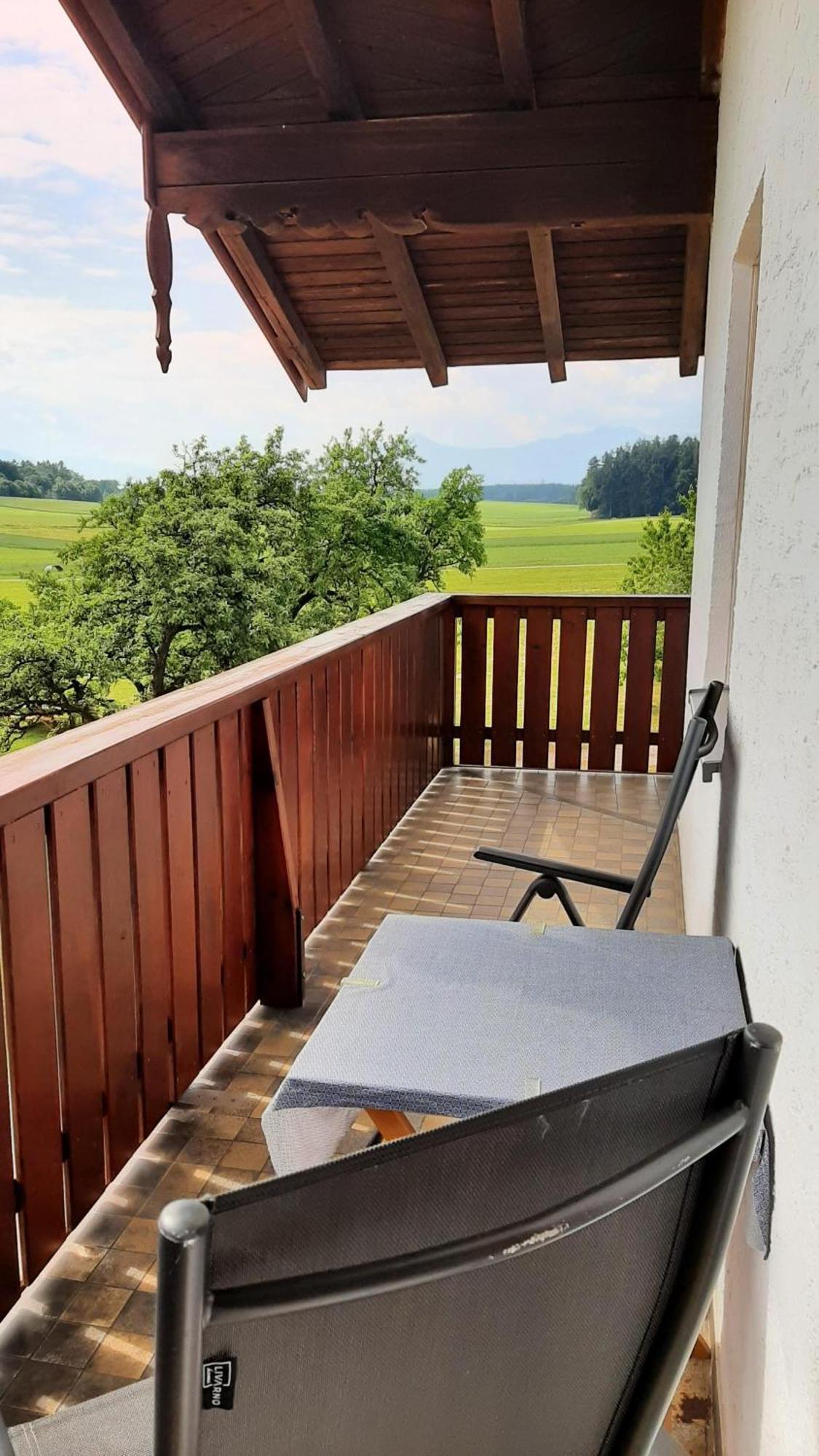 Ferienwohnungen Loisenhof Gstadt am Chiemsee Luaran gambar