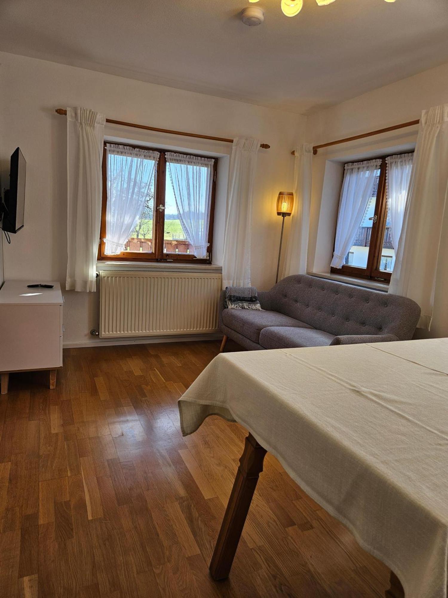 Ferienwohnungen Loisenhof Gstadt am Chiemsee Luaran gambar